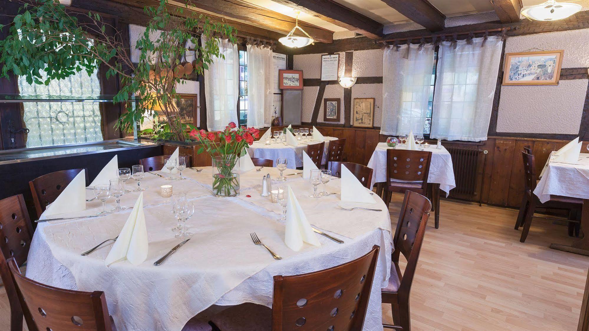 Hotel Restaurant Au Cygne Eschau Eksteriør billede